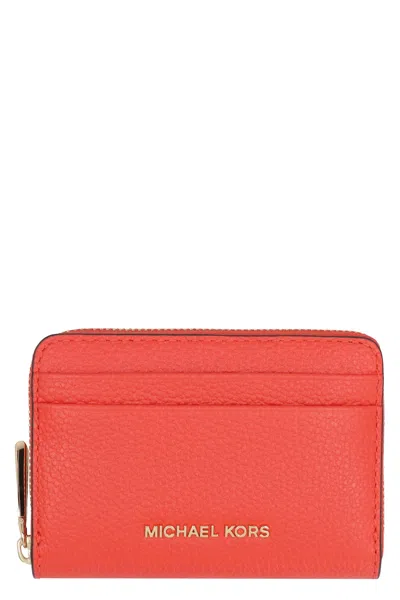 Michael Michael Kors Jet Set Grainy Leather Wallet In Red