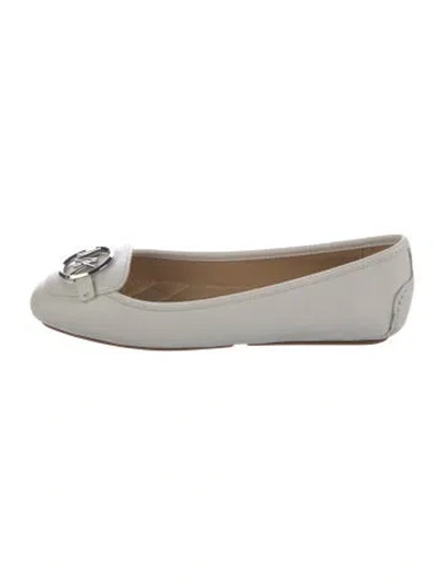 Pre-owned Michael Michael Kors Leather Ballet Flats In White