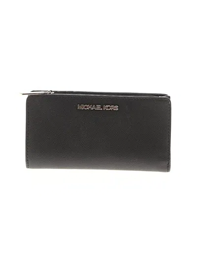 Pre-owned Michael Michael Kors Leather Clutch In Black