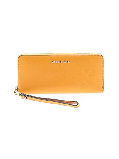 Pre-owned Michael Michael Kors Leather Clutch In Orange