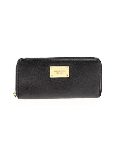 Pre-owned Michael Michael Kors Leather Wallet In Black