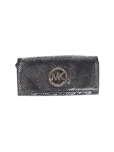 Pre-owned Michael Michael Kors Leather Wallet In Silver