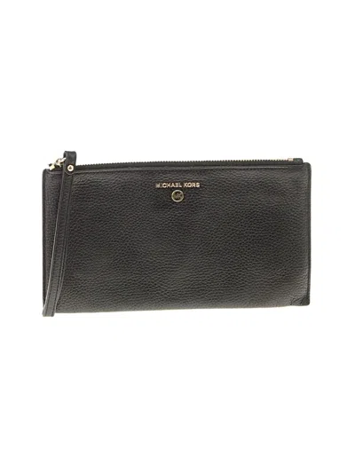 Pre-owned Michael Michael Kors Leather Wristlet In Black