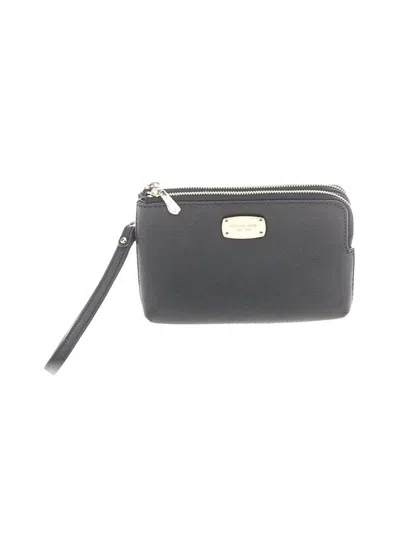 Pre-owned Michael Michael Kors Leather Wristlet In Black