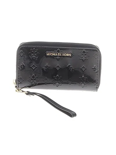 Pre-owned Michael Michael Kors Leather Wristlet In Black