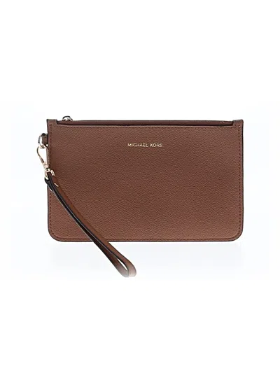 Pre-owned Michael Michael Kors Leather Wristlet In Brown