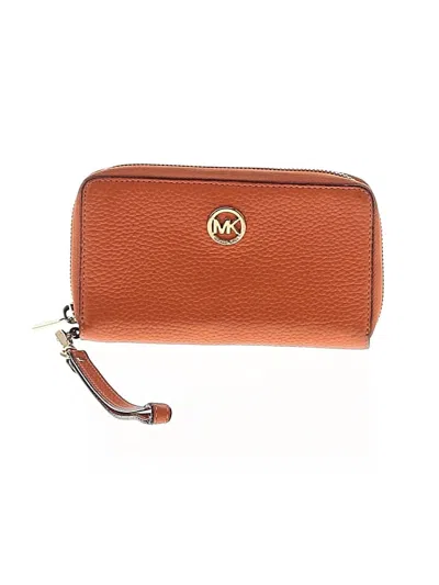 Pre-owned Michael Michael Kors Leather Wristlet In Orange