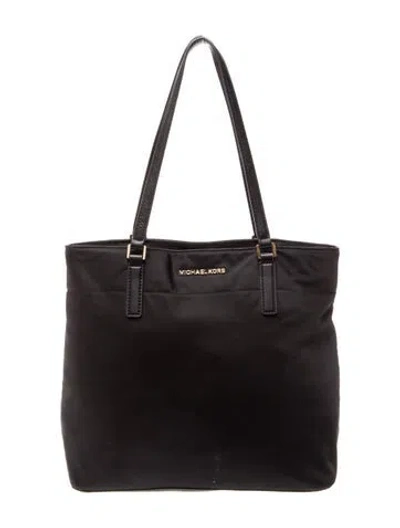 Pre-owned Michael Michael Kors Nylon Shoulder Bag In Black