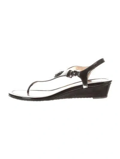 Pre-owned Michael Michael Kors Patent Leather T-strap Sandals In Black