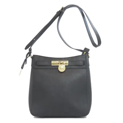 Pre-owned Michael Michael Kors Pvc Shoulder Bag () In Black