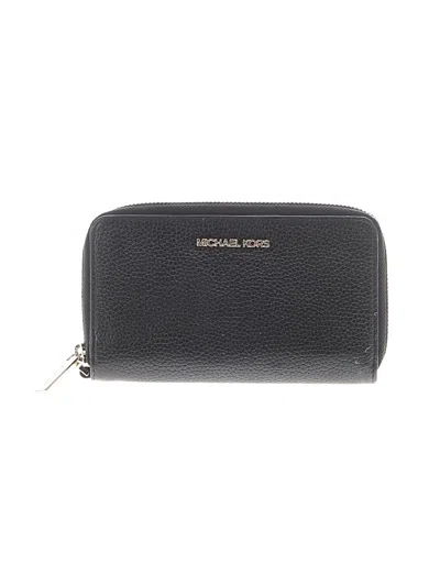 Pre-owned Michael Michael Kors Wallet In Black