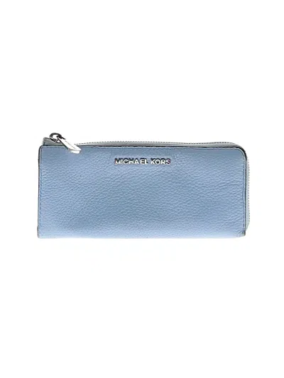 Pre-owned Michael Michael Kors Wallet In Blue