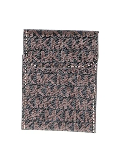 Pre-owned Michael Michael Kors Wallet In Tan