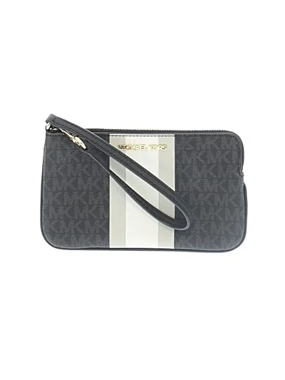 Pre-owned Michael Michael Kors Wristlet In Black