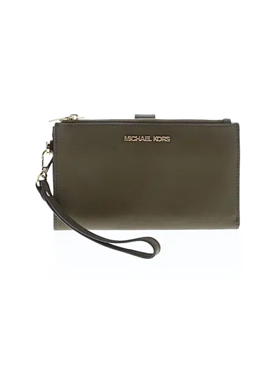 Pre-owned Michael Michael Kors Wristlet In Green