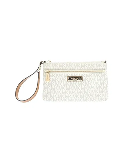Pre-owned Michael Michael Kors Wristlet In Tan