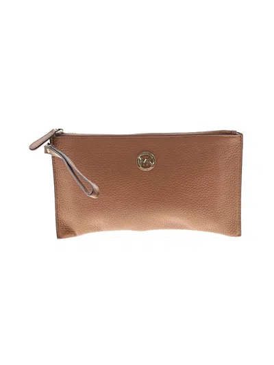 Pre-owned Michael Michael Kors Wristlet In Tan