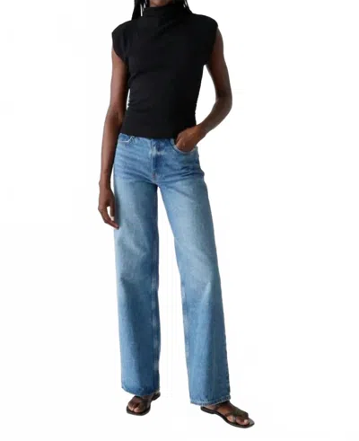 Michael Stars Amara Ribbed Power Shoulder Tee In Black