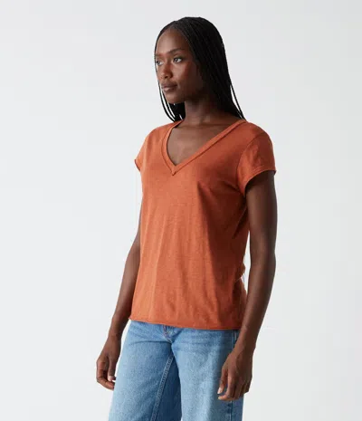 Michael Stars Baxter V-neck Tee In Toffee