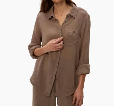 MICHAEL STARS ERNIE GAUZE BUTTON DOWN SHIRT IN COBBLESTONE