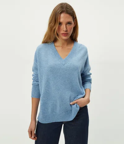 Michael Stars Gemma V-neck Cashmere Sweater In Blue