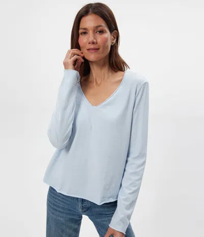 Michael Stars Kailee V-neck Long Sleeve Tee In Blue
