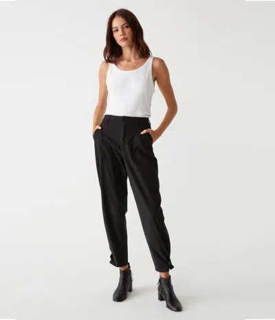 Michael Stars Maxine Twill Convertible Pant In Black