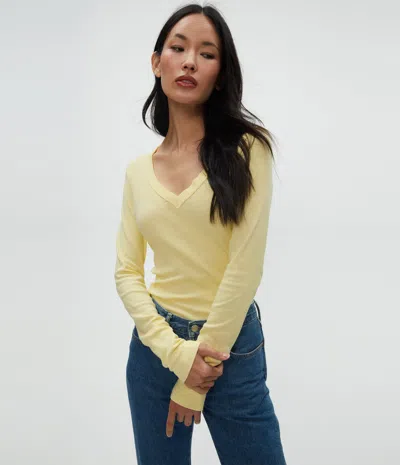 Michael Stars Molly V-neck Tee In Lemonade