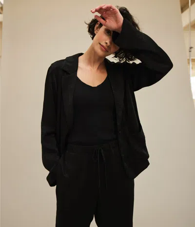 Michael Stars Paula Hammered Satin Blazer In Beetroot