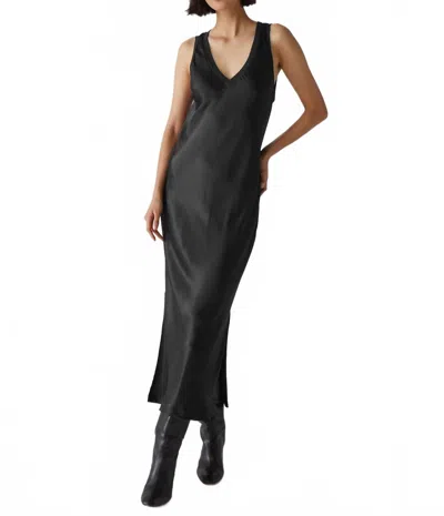Michael Stars Randi V-neck Midi In Black
