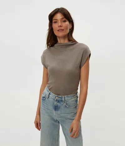 Michael Stars Reese Shine Power Shoulder Top In Cobblestone