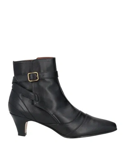Michel Vivien Woman Ankle Boots Black Size 8 Calfskin
