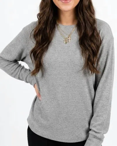Michelle Mae Corrine Pullover Top In Light Grey In Gray