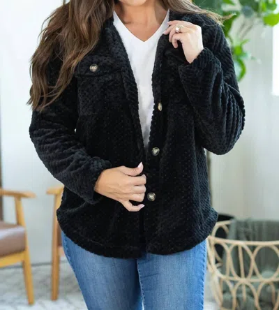 Michelle Mae Fleece Shacket In Black