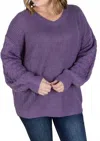 Michelle Mae Talina V-neck Sweater In Purple In Purple