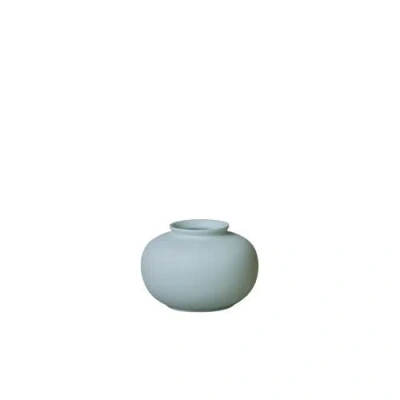 Middle Kingdom Matte Porcelain Mini Apple Vase In Blue