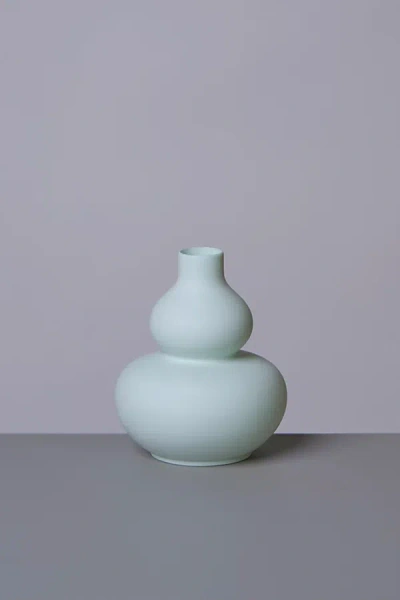 Middle Kingdom Miniature Porcelain Double Gourd Vase In Mint