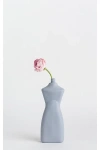Middle Kingdom X Foekje Fleur Porcelain Curvy Vase In Lavender