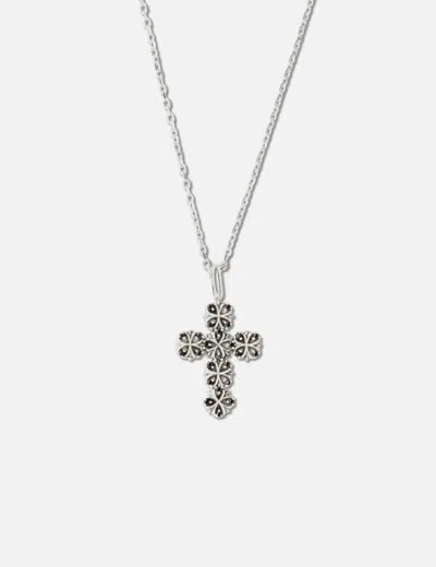 Midnightfactory Maltese-cross Quadruplets Cross Pendant Necklace In Metallic
