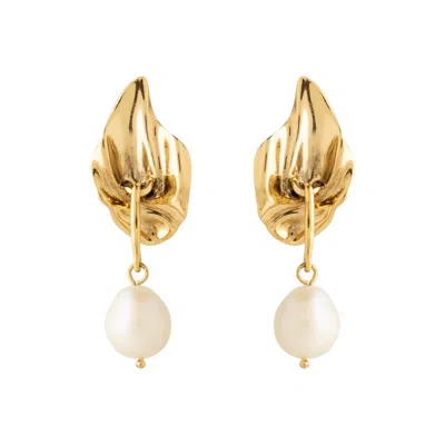 Mignonne Gavigan Women's Gold / White Crosby Pearl Drop Earrings