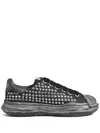 Miharayasuhiro Blakey Low-top Sneakers In Black