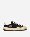 Miharayasuhiro Maison Mihara Yasuhiro Black Canvas Blakey Low Top Sneakers In Black