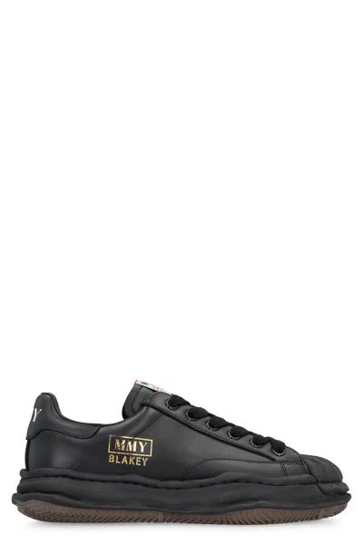 Miharayasuhiro Maison Mihara Yasuhiro Blakey Leather Low-top Sneakers In Black