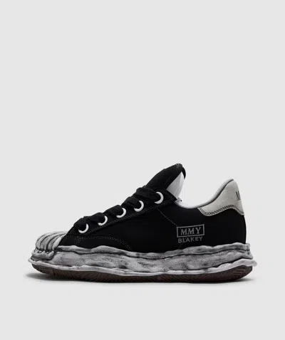 Miharayasuhiro Maison Mihara Yasuhiro Blakey Puffer Low Top Sneaker In Black