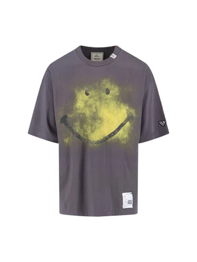 Miharayasuhiro Maison Mihara Yasuhiro Playful Smiley Face Graphic T-shirt By Maison Mihara Yasuhiro In Gray