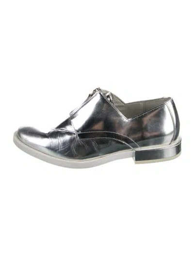 Pre-owned Miista Patent Leather Oxfords In Metallic/silver