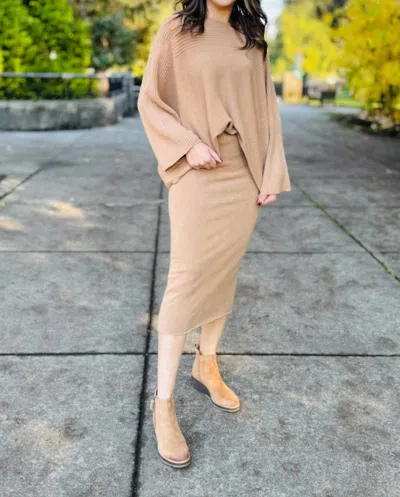Milio Milano Knit Ribbed Midi Skirt In Caramel