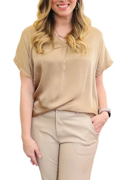 Milio Milano Satin V-neck Tee In Camel In Brown