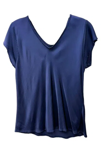 Milio Milano Women's Italian Linen Silky Short Sleeve V-neck Shirt In Navy Blue