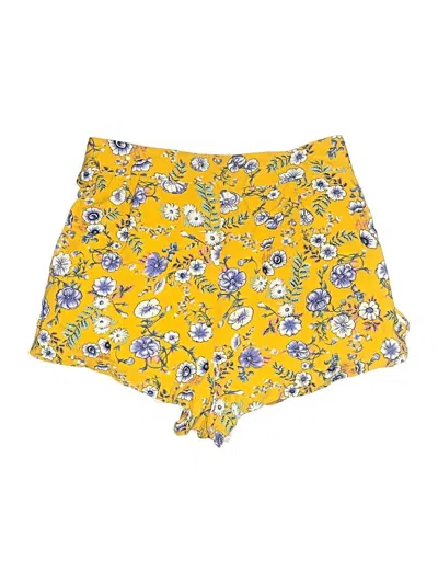 Pre-owned Millau Shorts In Yellow
